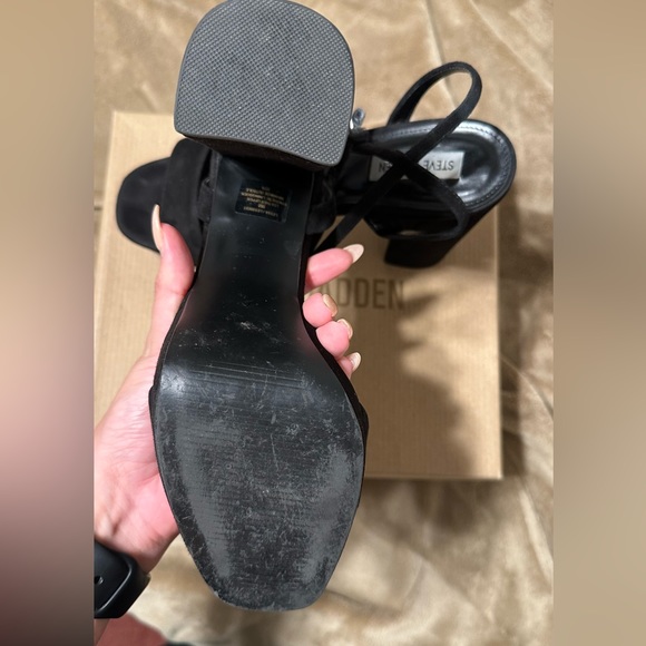 Steve Madden Lessa Black Suede - Picture 8 of 9